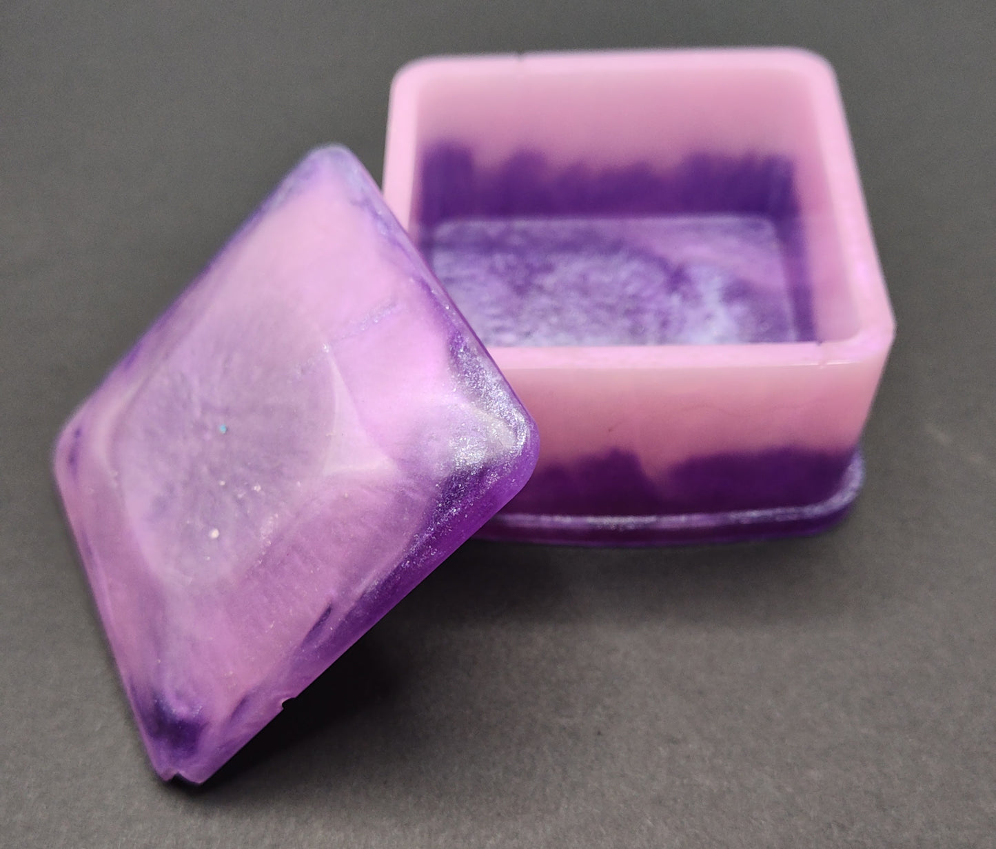 Square box with lid